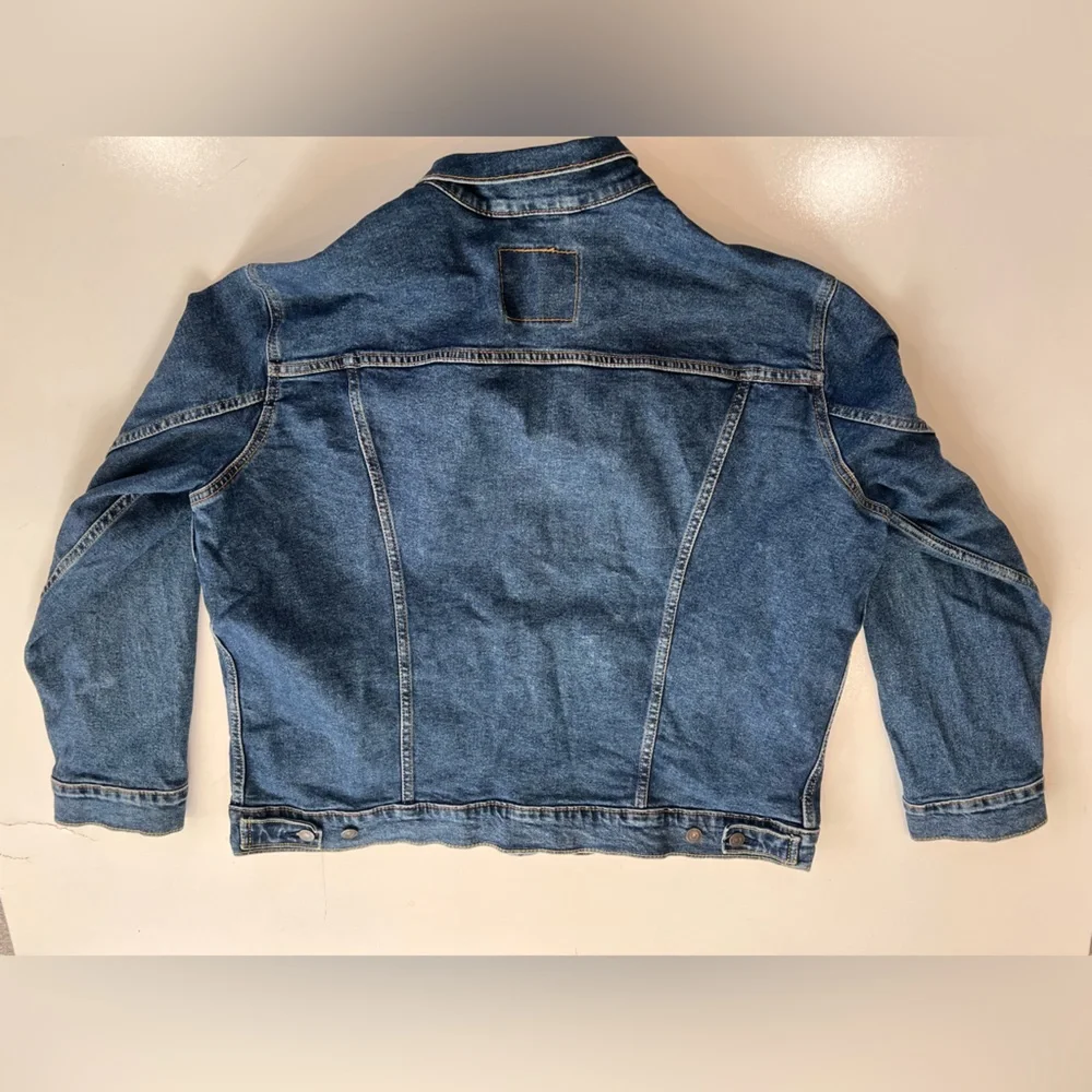 Levi's Men's Classic Blue Denim Jacket - Picture 4 of 4